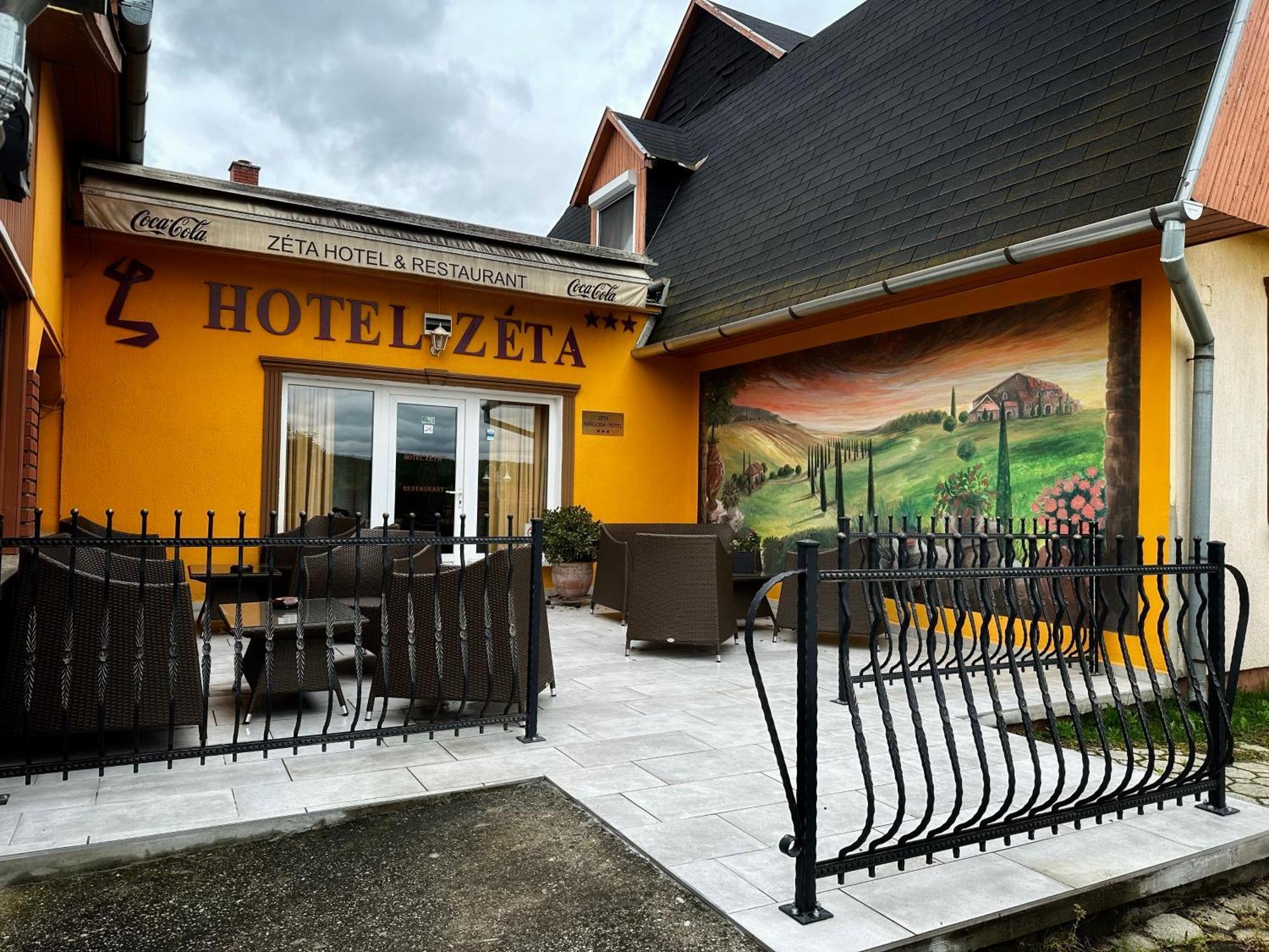 Hotel Zeta レンティ エクステリア 写真